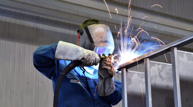 Liberty Steel’s failure prompts major government intervention Liberty Steel’s Rotherham plant under grey skies, symbolic of industrial uncertainty