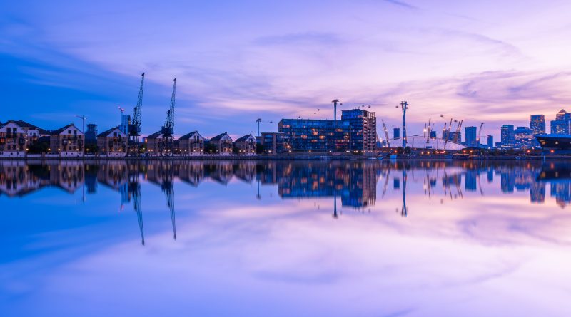 Thameside West homes and waterfront park planned at the Royal Docks.